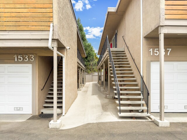 More Photos Of 1533-1537 Harmon St, Berkeley Apartments For Sale