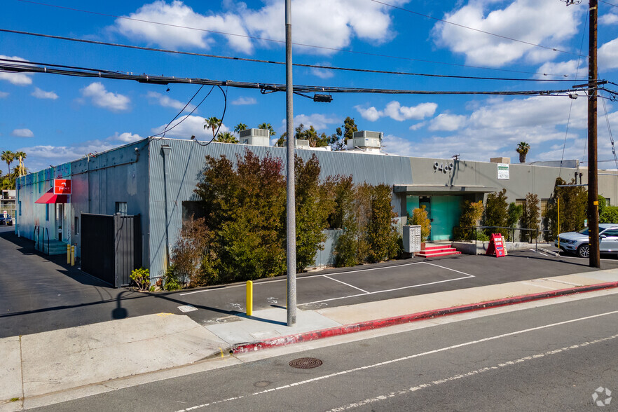 Primary Photo Of 9469 Jefferson Blvd, Culver City Loft Creative Space For Lease