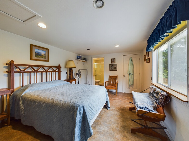 More Photos Of 10 Estabrook, Trinity Center Land For Sale