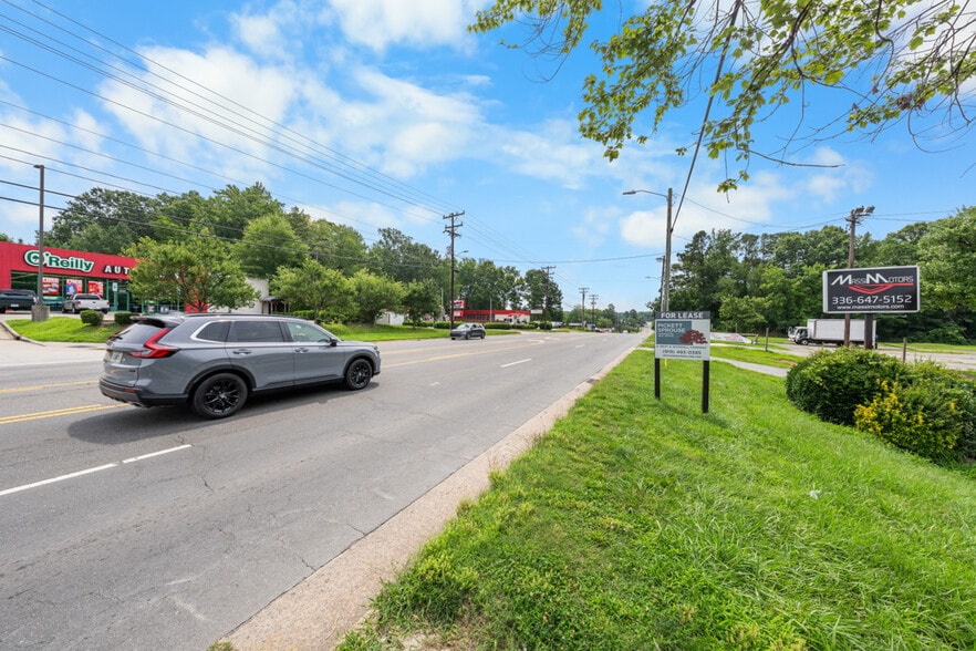 More Photos Of 5265 N Roxboro St, Durham Freestanding For Lease