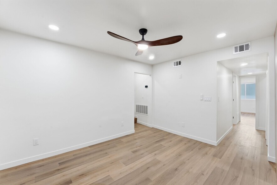 More Photos Of 5067 Alumni Pl, San Diego Multifamily For Sale