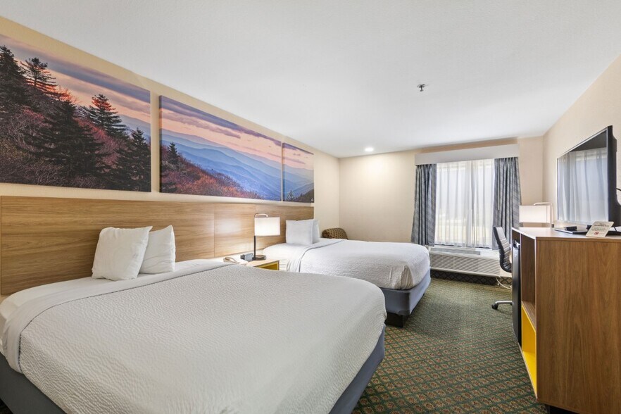 More Photos Of 1251 E Laurel Ave, Eunice Hotel For Sale