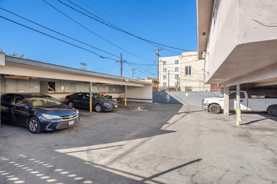 More Photos Of 6509 Brynhurst Ave, Los Angeles Apartments For Sale