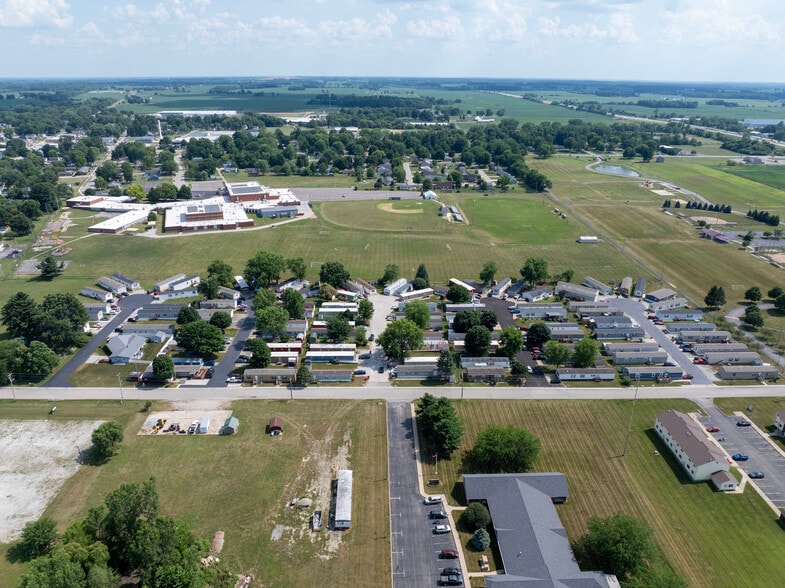 Primary Photo Of 205 W Marshall St, Argos Manufactured Housing Mobile Home Park For Sale