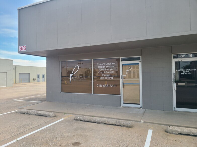 More Photos Of 5515 S Mingo Rd, Tulsa Unknown For Lease