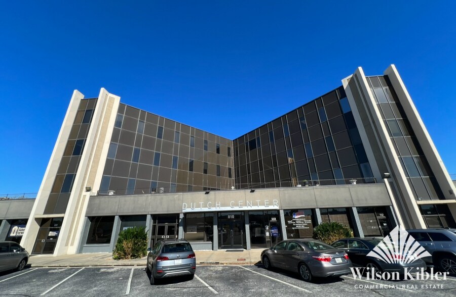 More Photos Of 810 Dutch Square Blvd, Columbia Office For Lease