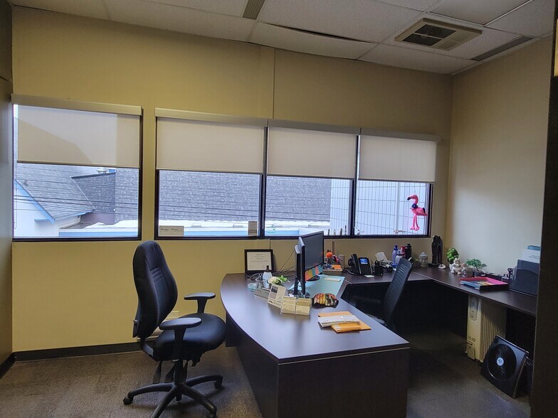 More Photos Of 1532 6th Av, Prince George Office For Lease