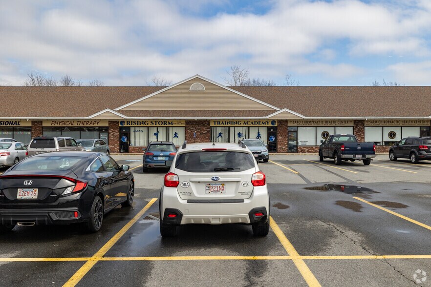 More Photos Of 101 Broadway Rd, Dracut Storefront For Lease