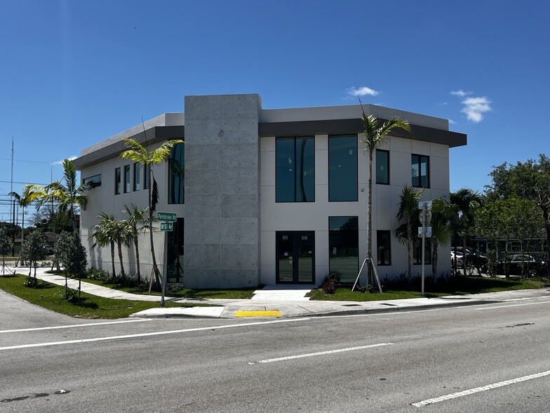 Primary Photo Of 5000 Pembroke Rd, Hollywood Office For Lease