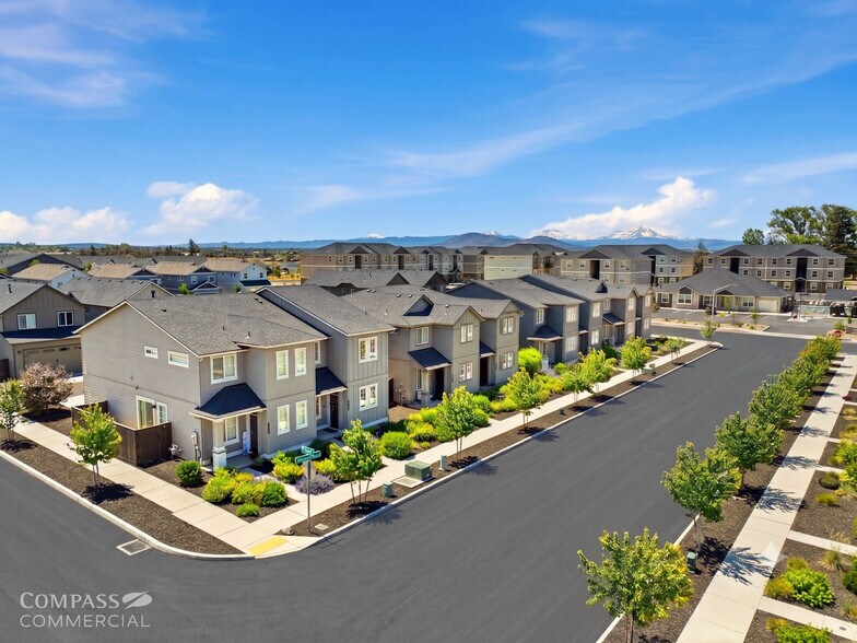More Photos Of 2598 NW Spruce Cone Ln, Redmond Multifamily For Sale