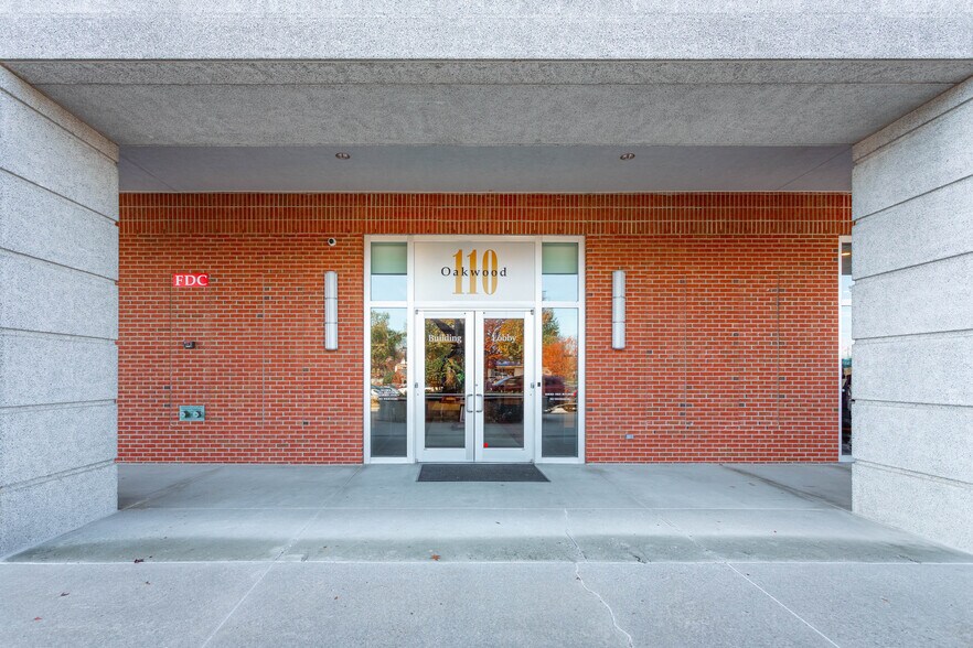 More Photos Of 110 Oakwood Dr, Winston-Salem Office For Lease