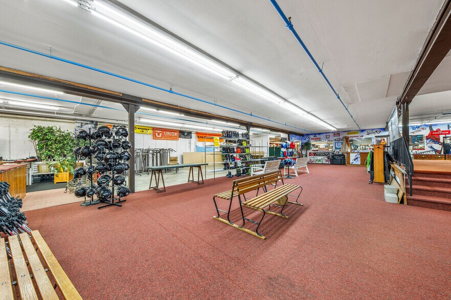 More Photos Of 1111 Saratoga Ave, San Jose Storefront For Lease