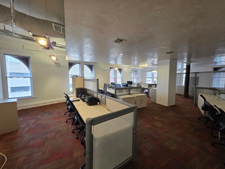 More Photos Of 110 Broadway St, San Antonio Coworking Space