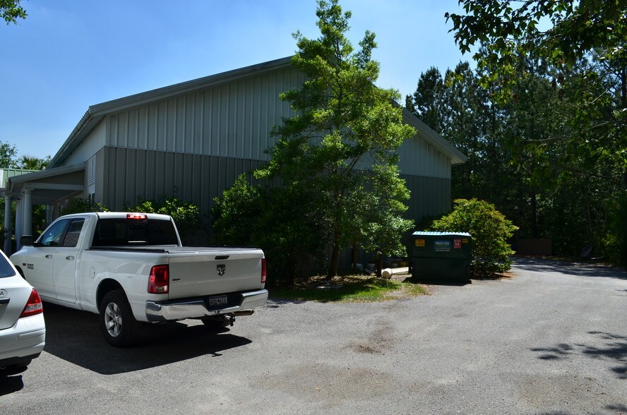 More Photos Of 326 Browns Cove Rd, Ridgeland Office For Sale