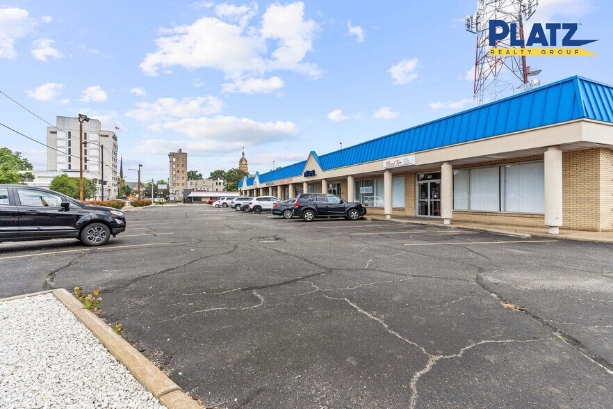 More Photos Of 231-239 Main Ave SW, Warren Storefront For Sale