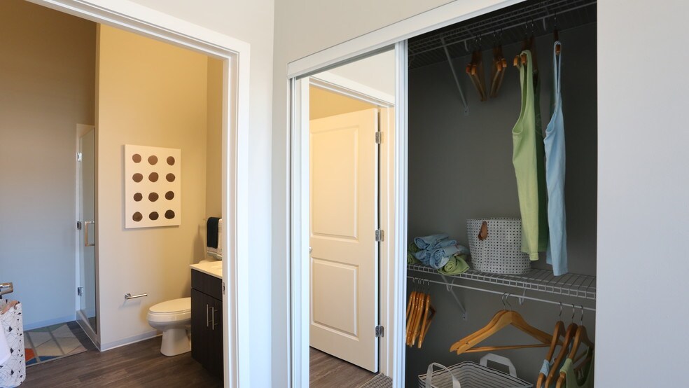 More Photos Of 1400 N High St, Columbus Apartments For Lease