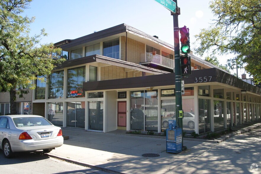 More Photos Of 3553-3559 W Peterson Ave, Chicago Office For Sale