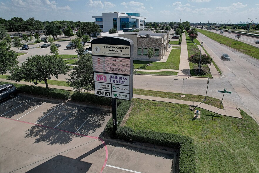 More Photos Of 3230 Interstate 30, Mesquite Medical For Lease