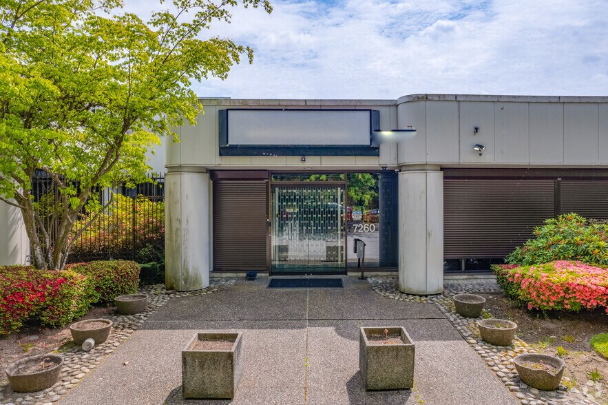 More Photos Of 7260 Winston St, Burnaby Light Distribution For Lease