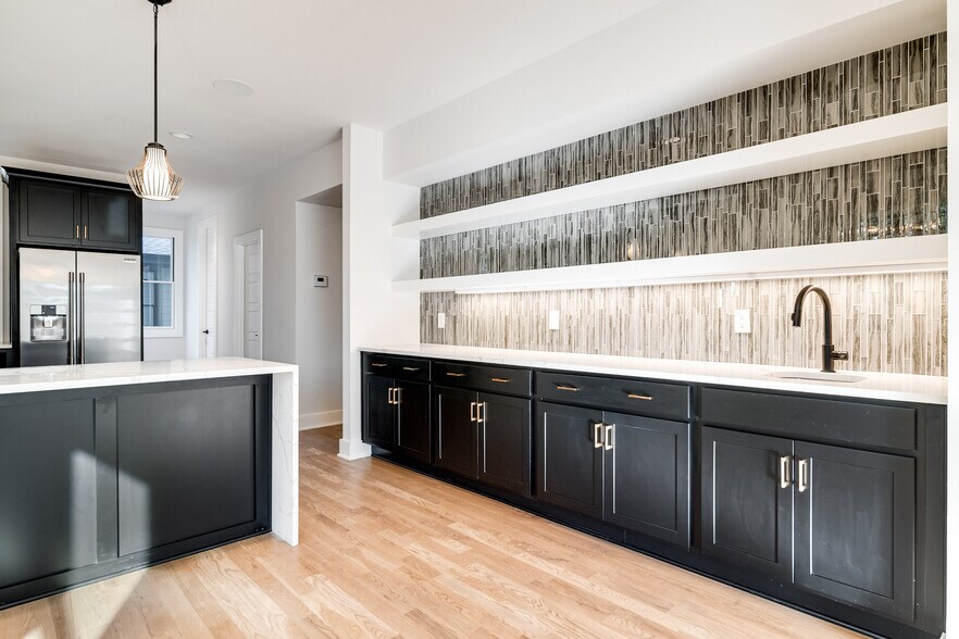 More Photos Of 211 N 9th St, Nashville Apartments For Sale