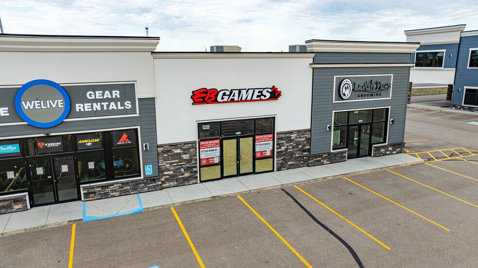 More Photos Of 179 Leva Ave, Red Deer Storefront For Lease