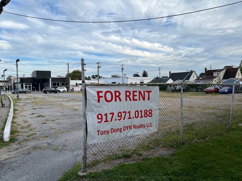 More Photos Of 450 W Merrick Rd, Valley Stream Land For Lease