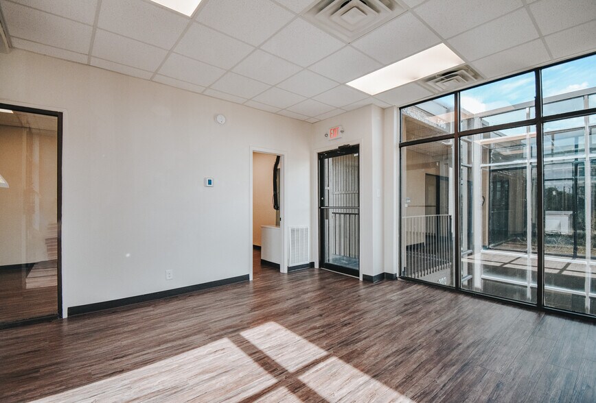 More Photos Of 4104 Houston Hwy, Victoria General Retail For Sale