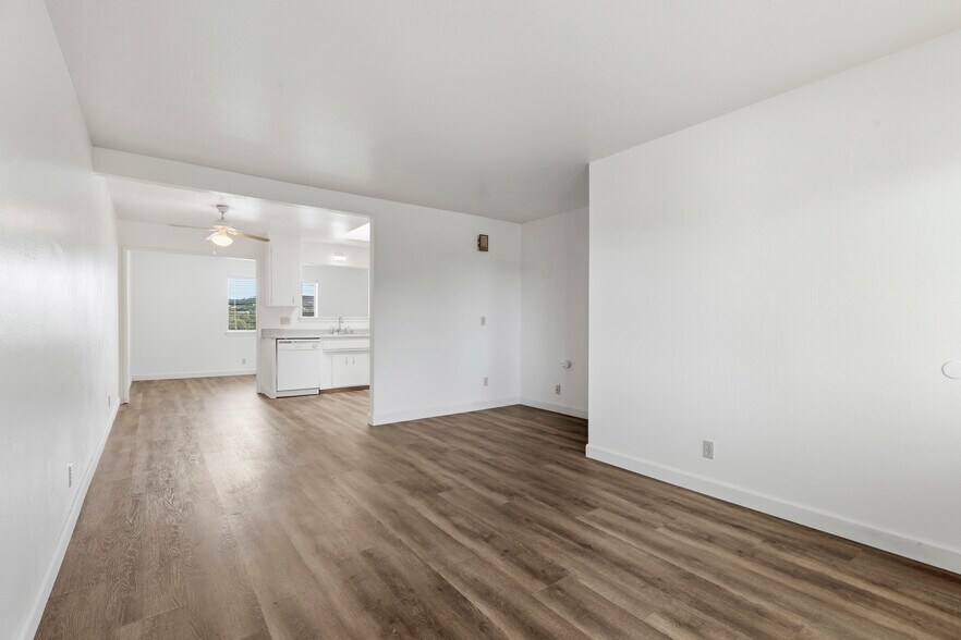 More Photos Of 91 Summit Ave, Sonora Apartments For Sale