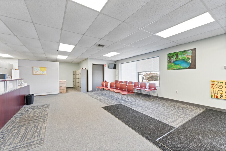 More Photos Of 1771-1777 Boston Rd, Springfield Freestanding For Sale