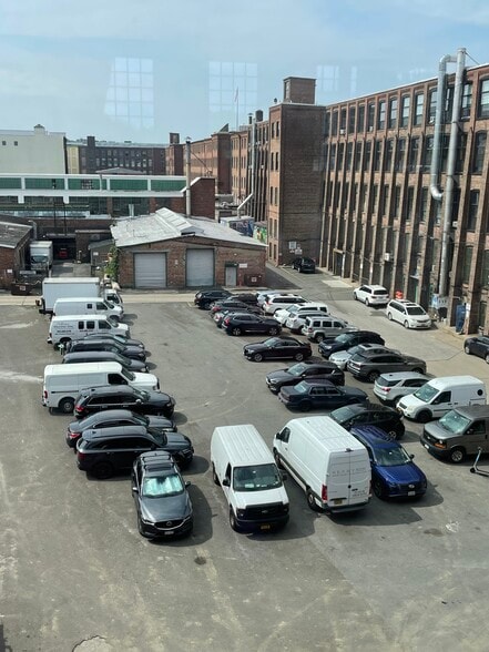 More Photos Of 222 Lake Ave, Yonkers Manufacturing For Lease