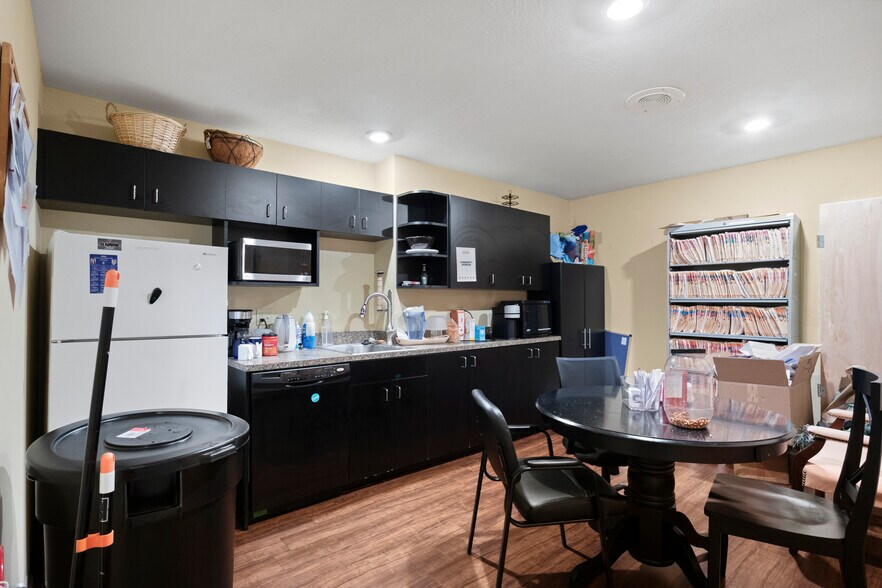 More Photos Of 1700 Dr. Martin Luther King, Jr. St N, Saint Petersburg Medical For Sale