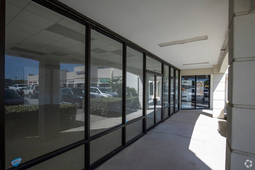 More Photos Of 14602-14618 N Dale Mabry Hwy, Tampa Unknown For Lease