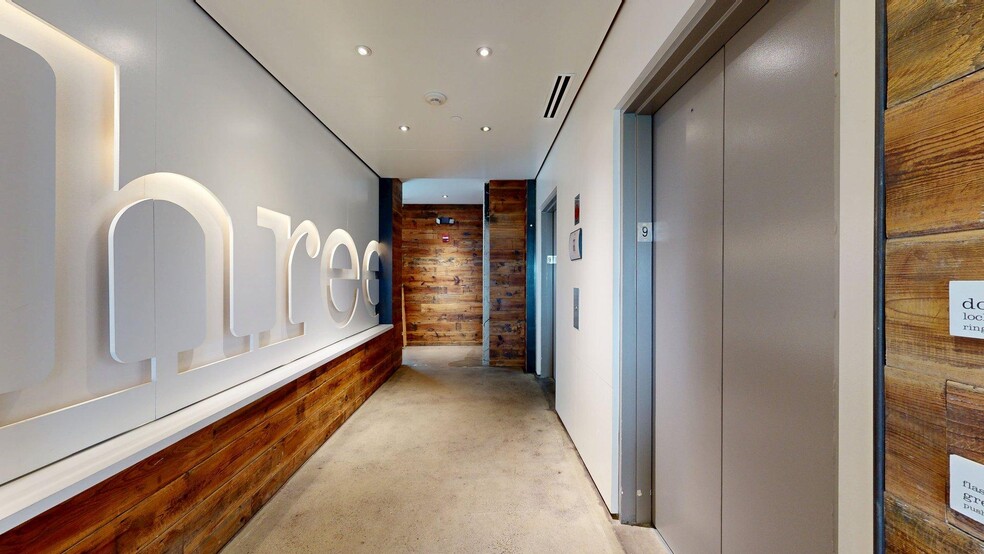 More Photos Of 550 Pharr Rd NE, Atlanta Office For Sale
