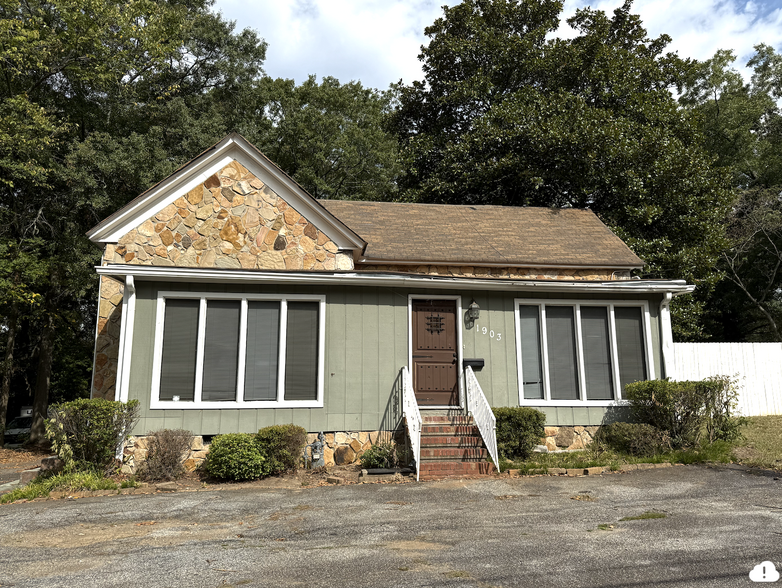 Primary Photo Of 1903 Washington Ave, Atlanta Freestanding For Sale