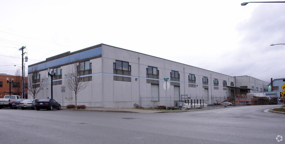 More Photos Of 3109-3125 McDougall Ave, Everett Warehouse For Lease