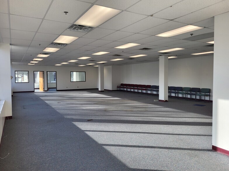 More Photos Of 2900 O St, Lincoln Office For Lease