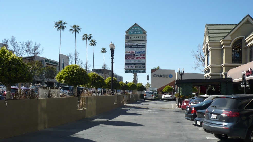 More Photos Of 18645-18663 Ventura Blvd, Tarzana General Retail For Sale