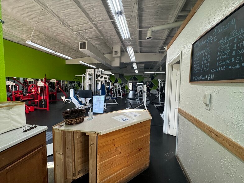 More Photos Of 743 Highway 6 & 50, Fruita Distribution For Lease