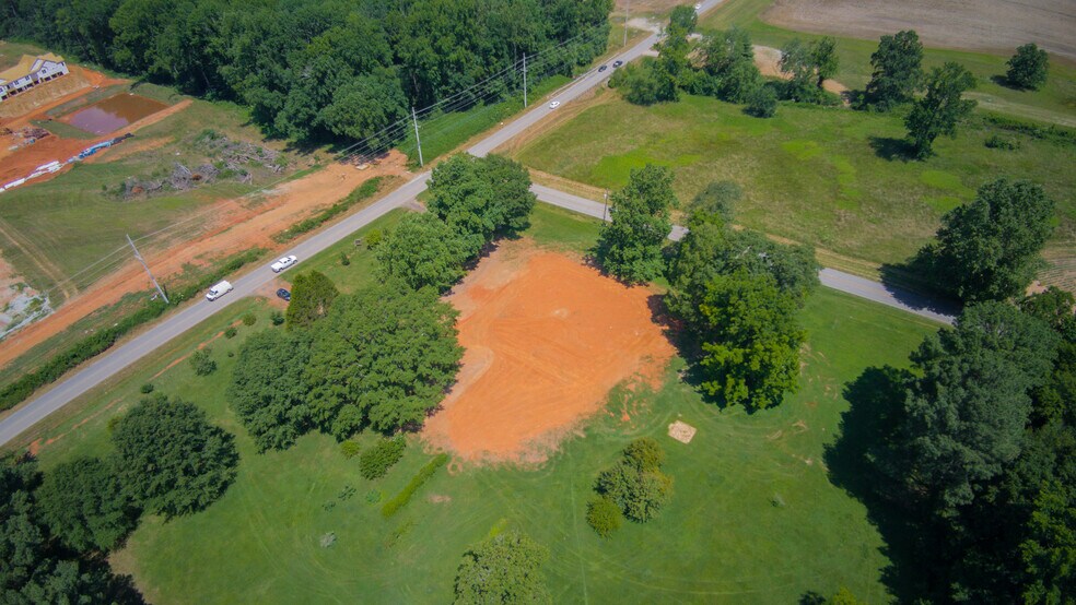 More Photos Of 6287 Wall Triana Hwy, Madison Land For Lease