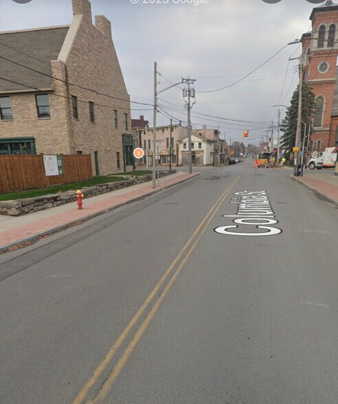 More Photos Of 609 Columbia St, Utica Freestanding For Lease