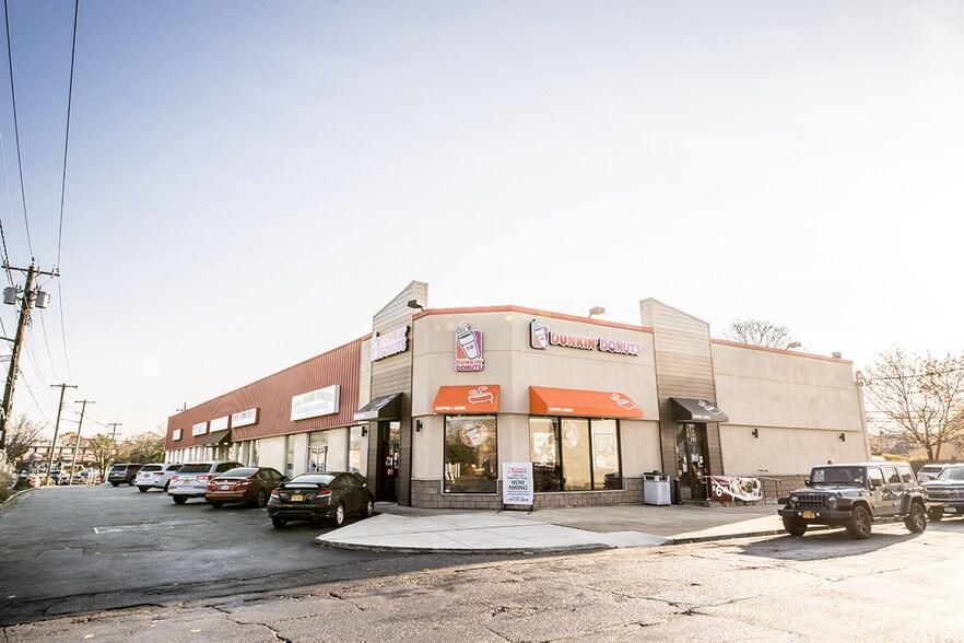 More Photos Of 34 Hempstead Tpke, Farmingdale General Retail For Sale