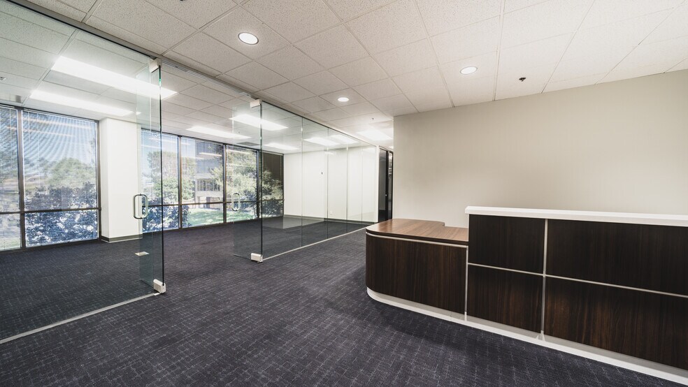 More Photos Of 4440 Von Karman Ave, Newport Beach Office For Sale