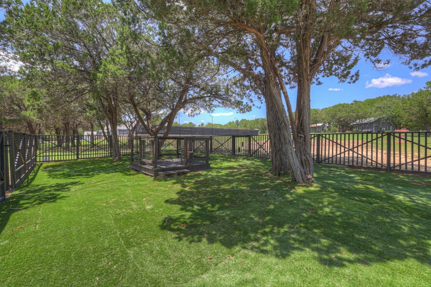 More Photos Of 14147 FM 306, Canyon Lake Trailer Camper Park For Sale