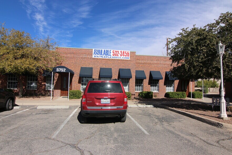 More Photos Of 5732-5748 N Mesa Dr, El Paso Unknown For Lease