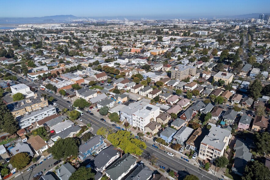 More Photos Of 739 Santa Clara Ave, Alameda Apartments For Sale