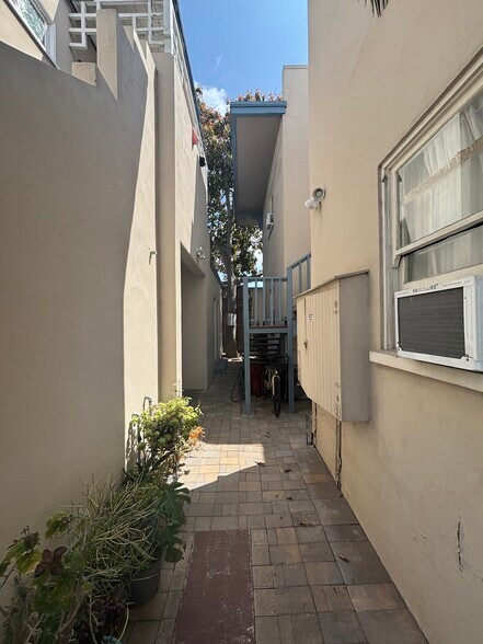 More Photos Of 4141-4147 Ingalls St, San Diego Apartments For Sale
