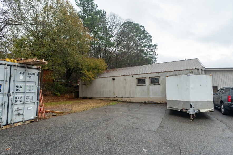 More Photos Of 606 S Tennessee St, Cartersville Flex For Lease