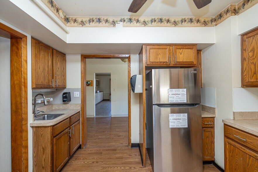 More Photos Of 10000 Granger Rd, Cleveland Assisted Living For Sale