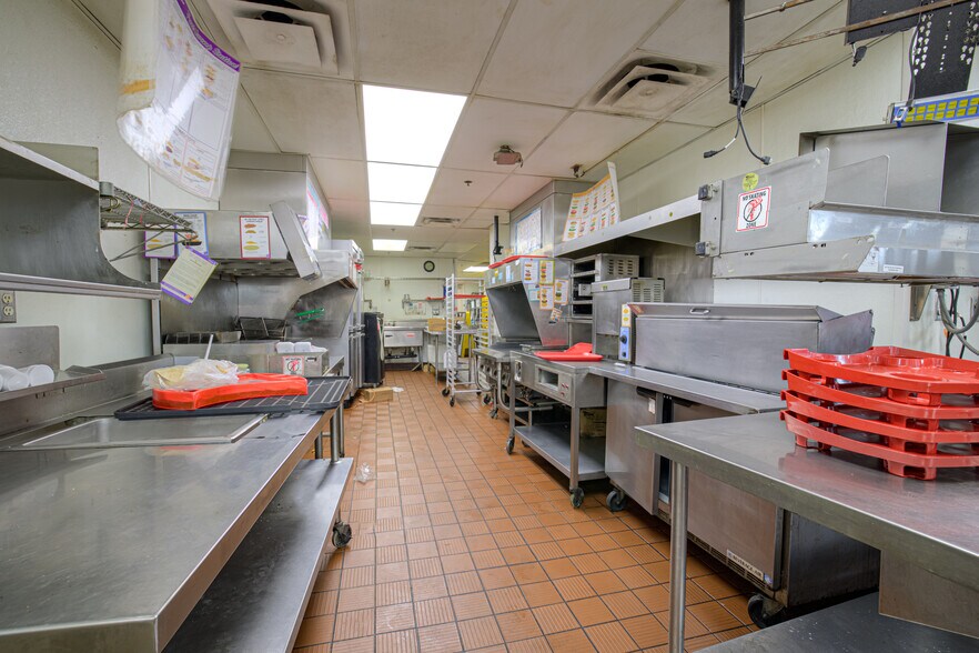 More Photos Of 689 N Arizona Ave, Gilbert Fast Food For Sale