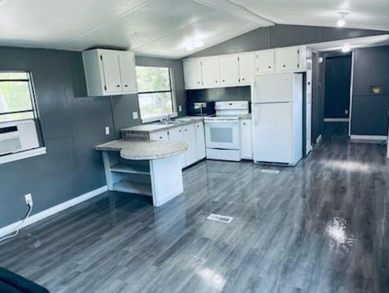 More Photos Of 22754 Salem Tower Rd rd, Perry Manufactured Housing Mobile Home Park For Sale